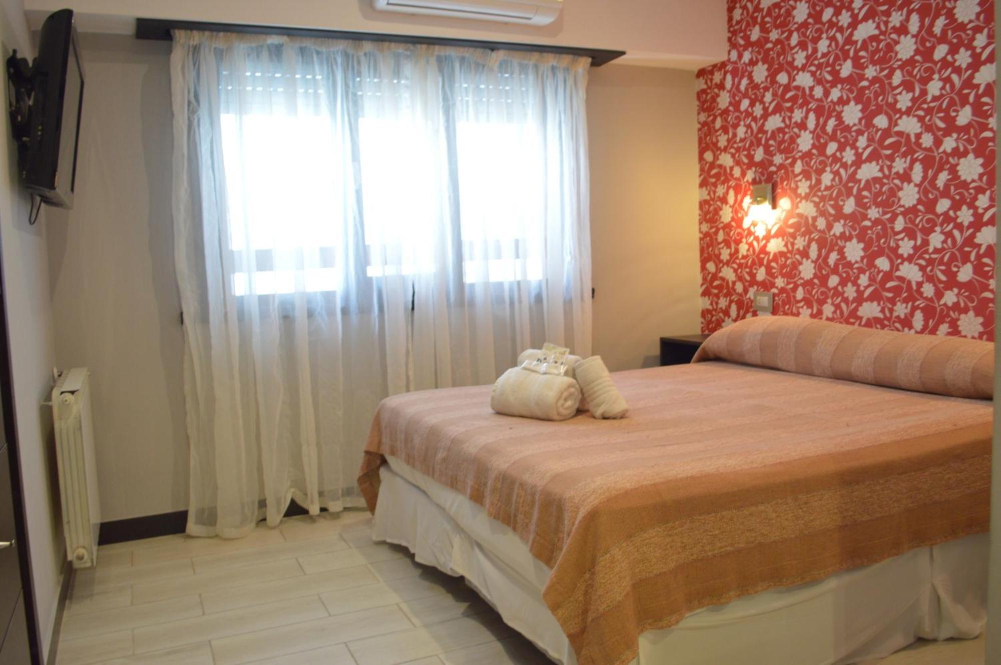 Hotel Castellon Mar del Plata Zewnętrze zdjęcie
